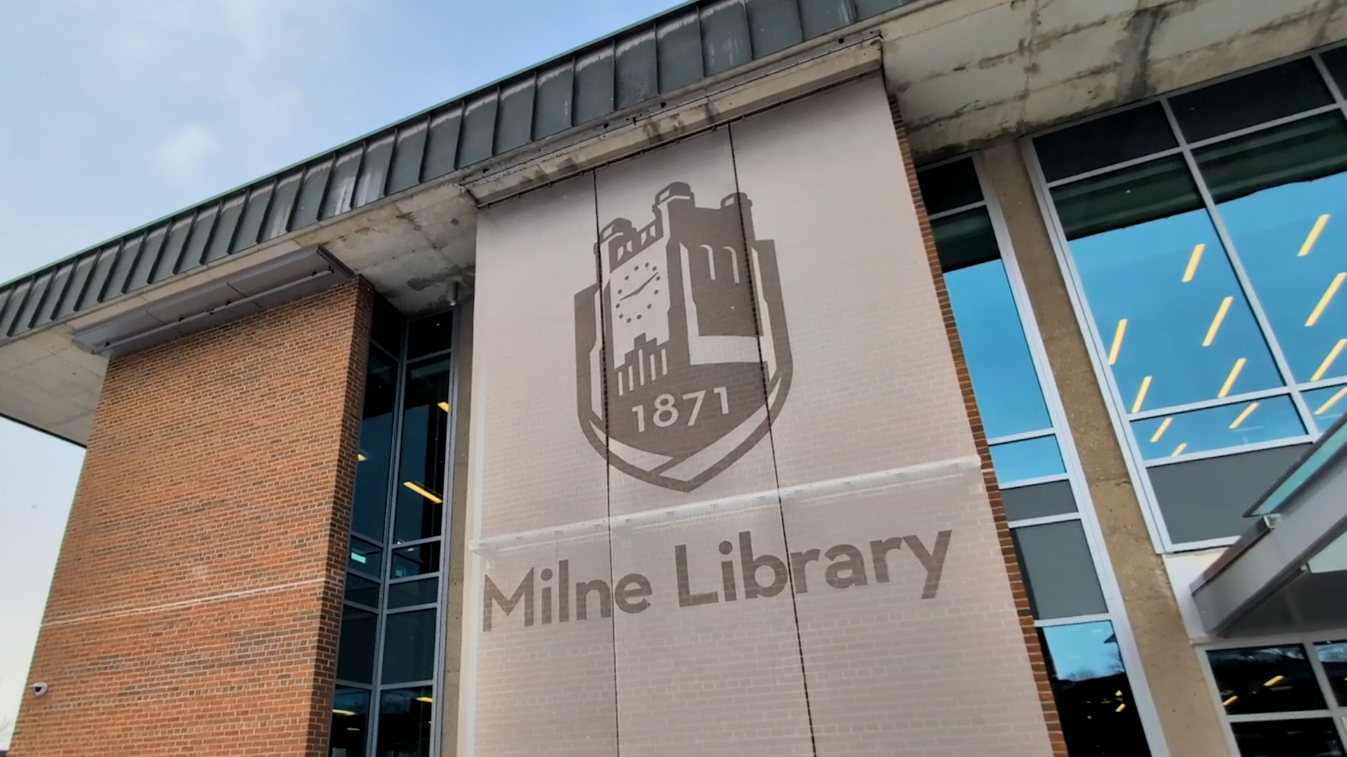 VIDEO Milne Library Tour SUNY Geneseo